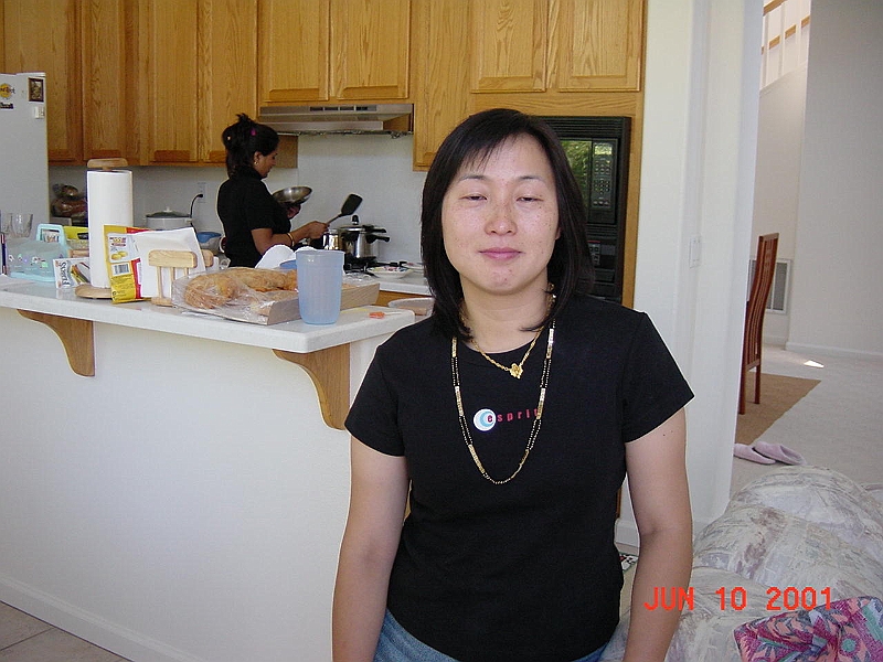 Swina on new necklace2.jpg