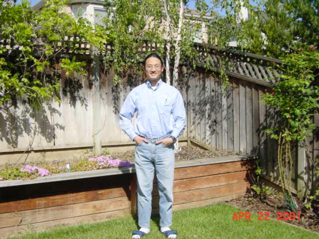 Stoney at the backyard.jpg