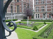 02-06-08-105232