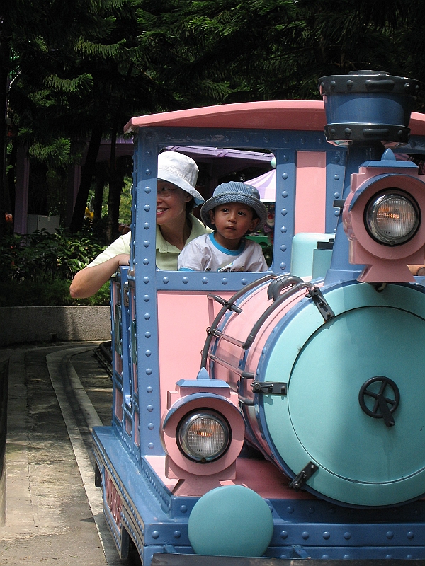 05-09-29-3404.JPG