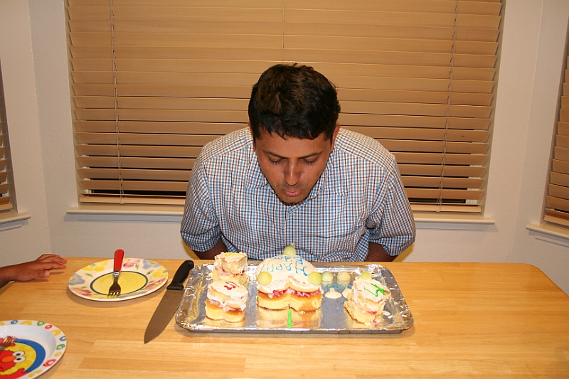 06-09-05-211428.JPG