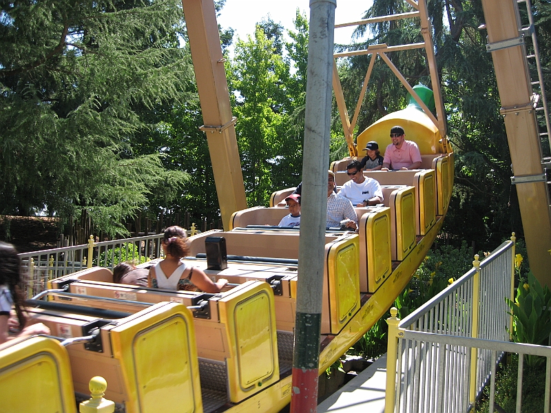 06-08-06-111048.JPG