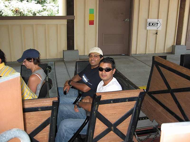 06-08-06-141834.JPG