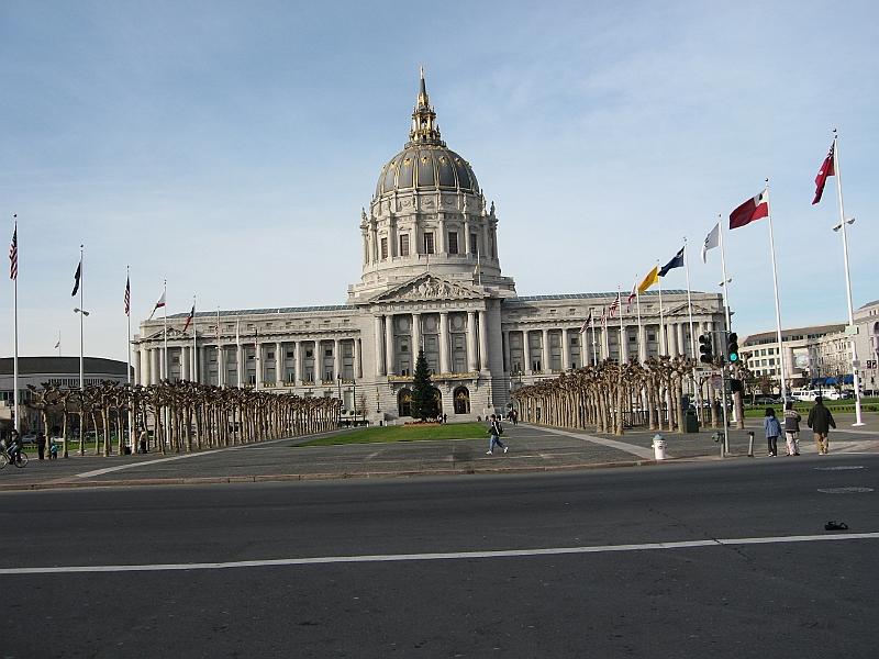 06-12-29-094052.JPG