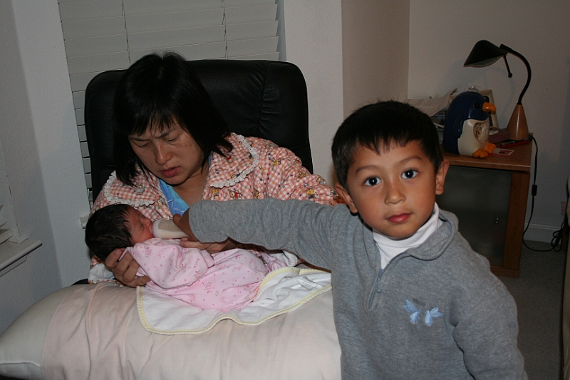 06-12-07-192210.JPG