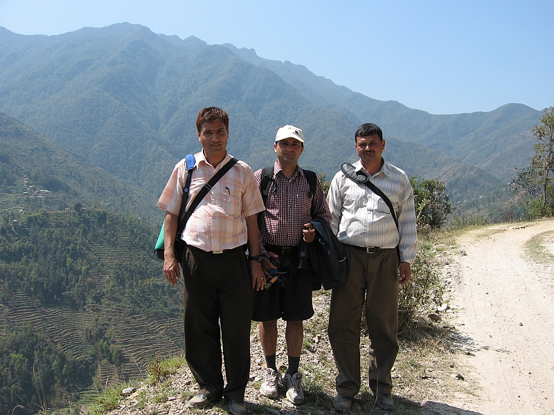 07-03-25-213547.JPG - on our way to Karkineta. We went to Thulipokhari via Karkineta. Our taxi could not go beyond Fulbari, we hiked the uphill to Karkinet.