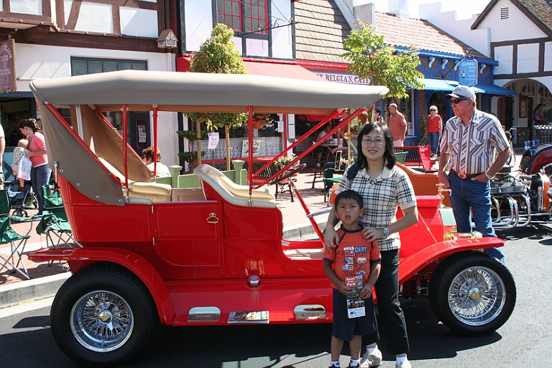 07-08-25-103941.JPG - Solvang, California - car show