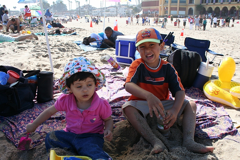 08-06-22-163306.JPG - Santa Curz Beach at Broadwalk