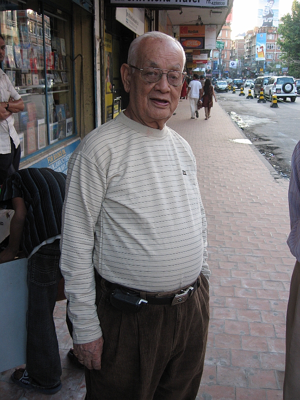 08-10-13-033051.JPG - Irendra's father