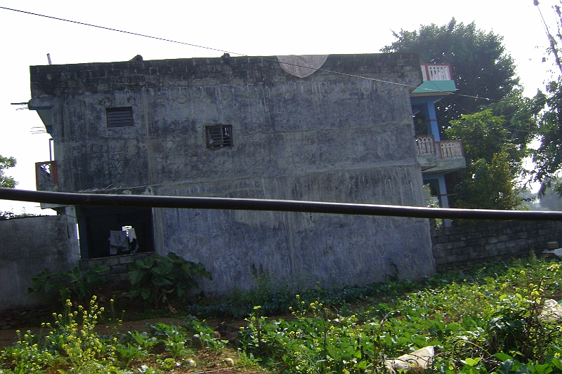 08-11-25-094024.JPG