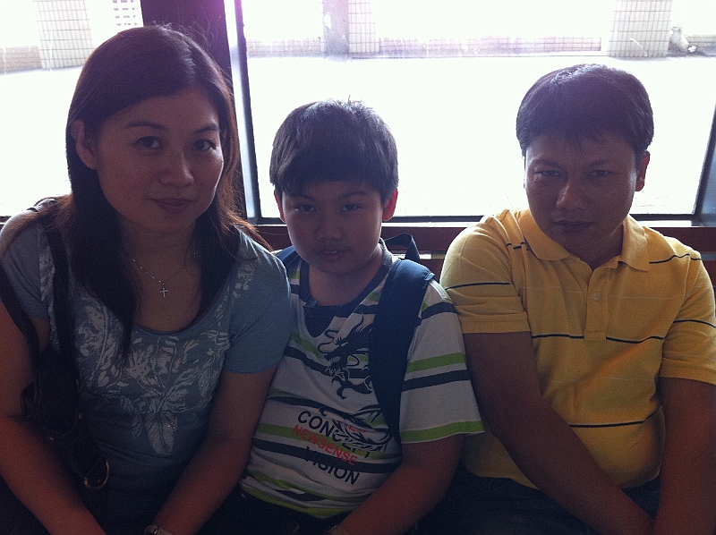 11-10-02-121933.JPG - Buddha's Family - Liuling, Sumin and Buddha