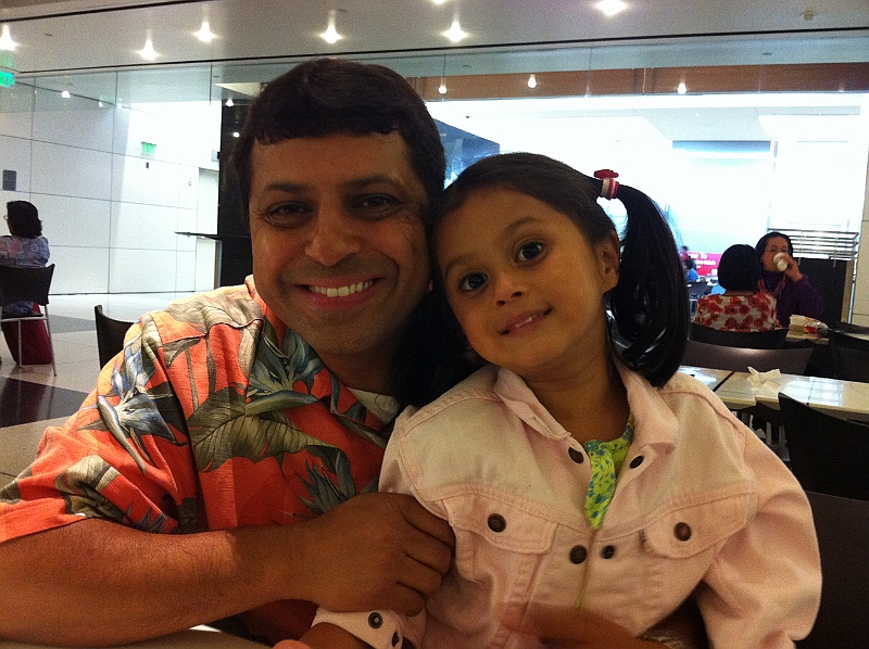 11-09-30-122941.JPG - At SFO airport - before leaving for Nepal